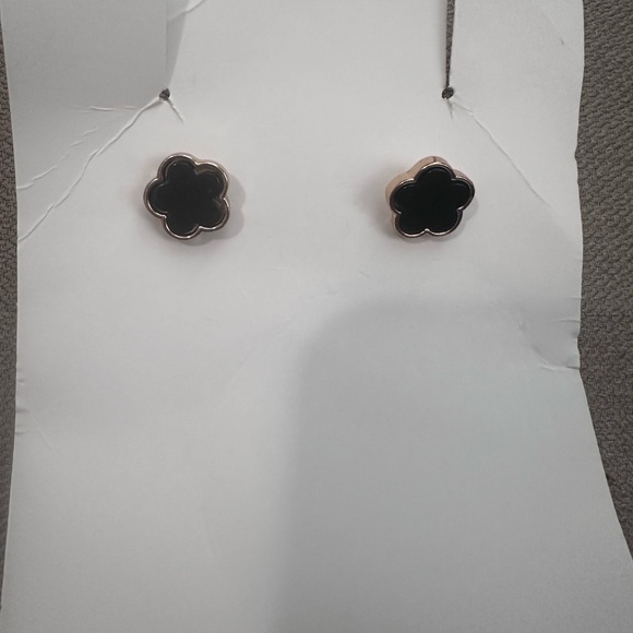 Necklace, earrings, ring and bangle bracelet set - Picture 2 of 7